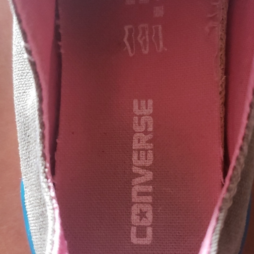 Converse - Picture 5 of 7